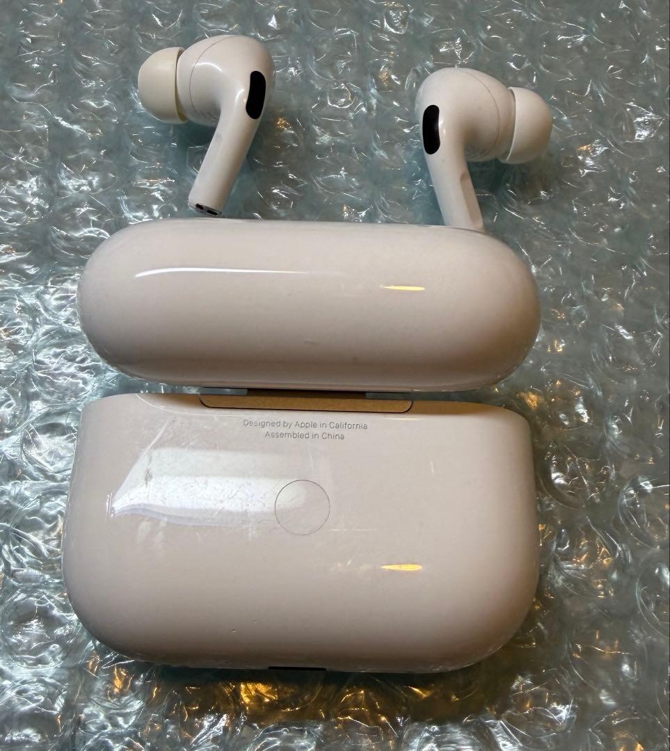 こ*ろ様 AirPods Pro 第2世代 Lightning ワイヤレス充電