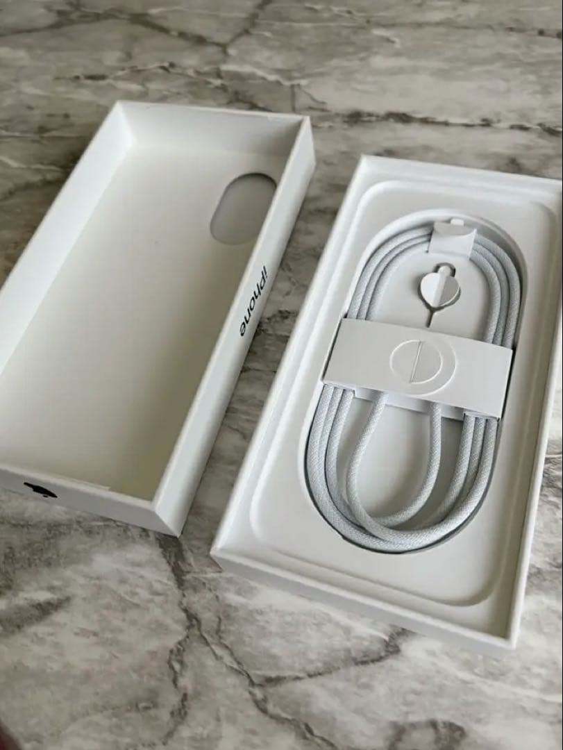 【限定値下げ中】Apple iPhone 16 128GB SIMフリー