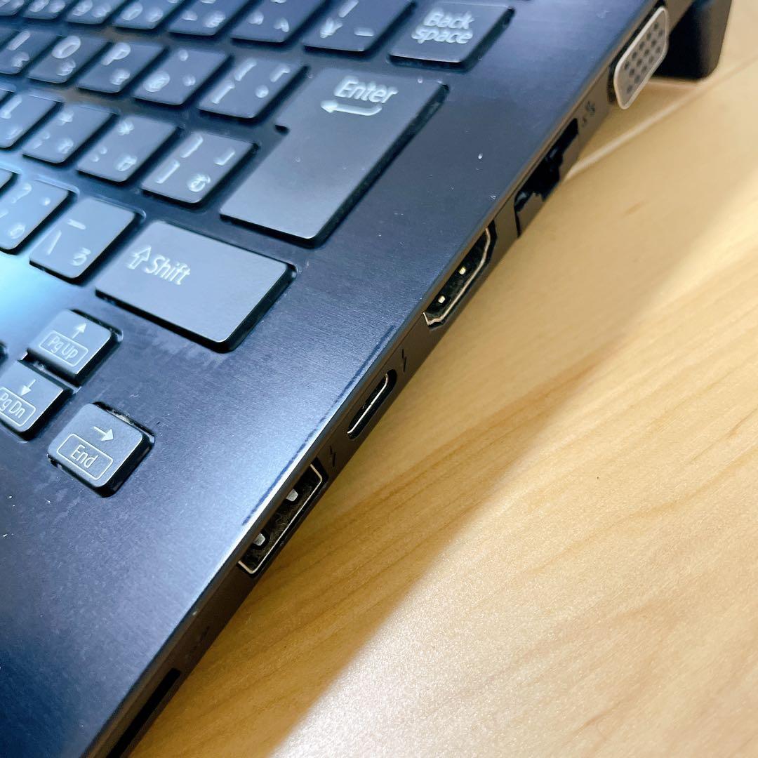 第10世代 VAIO Pro PKノートパソコン メモリ8G i3 14インチ