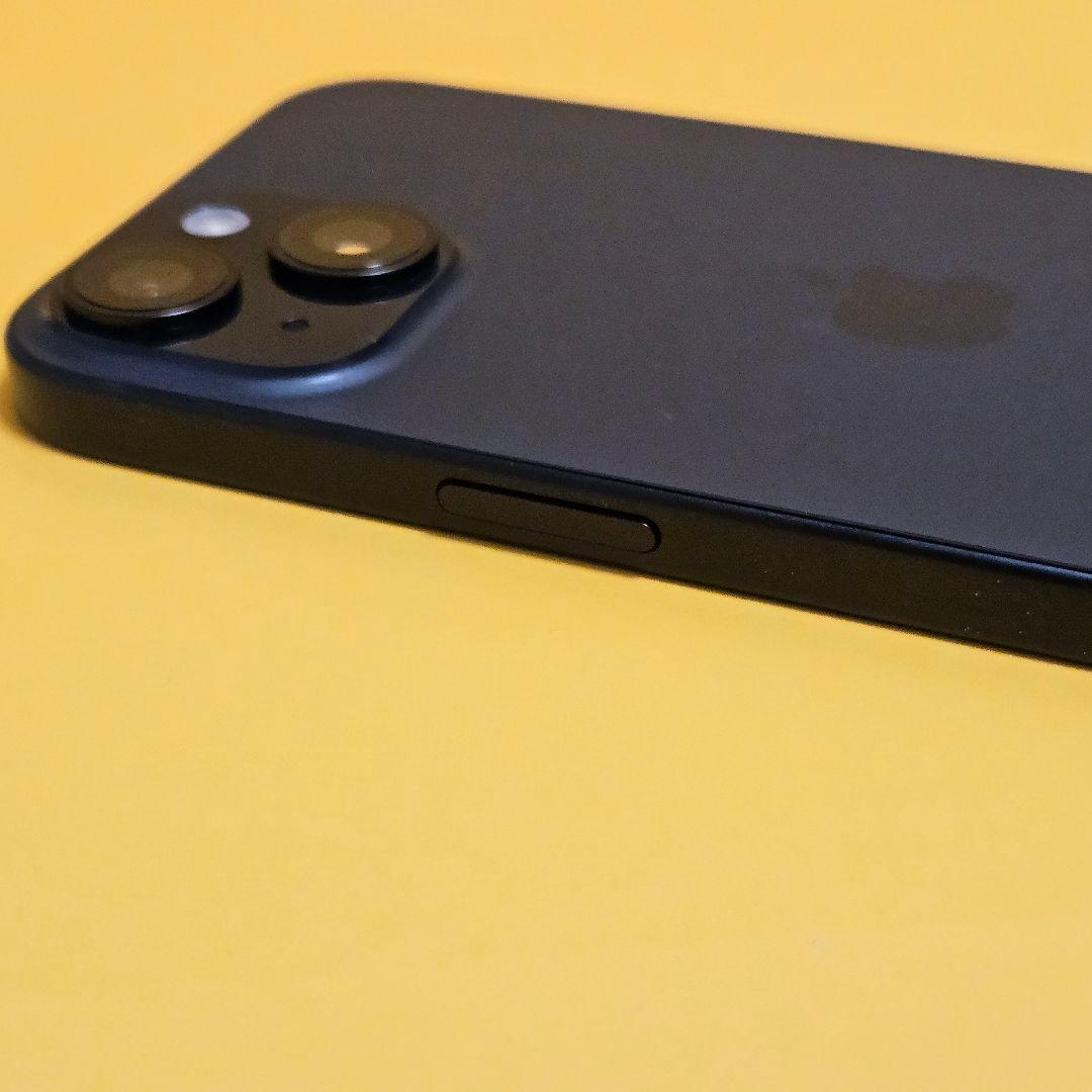 美品!iPhone 15 256GB｜24時間以内発送! #663