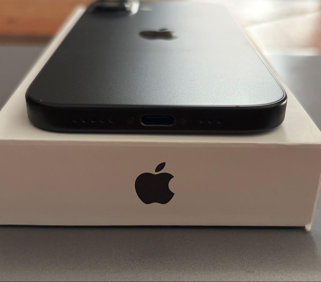 iPhone16 128GB ブラック