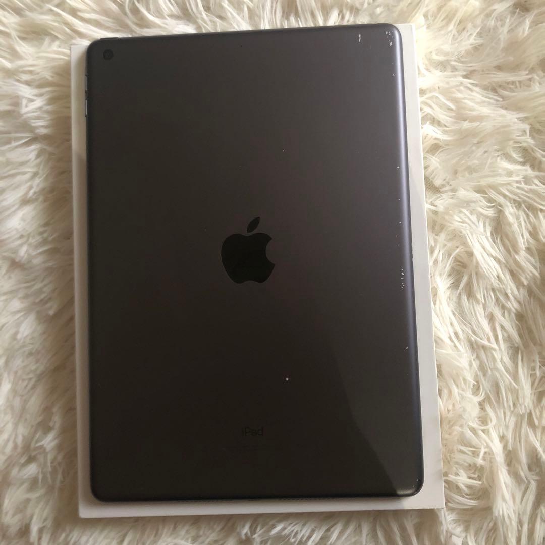【完動品】iPad 第7世代 128GB 【すぐ発送】