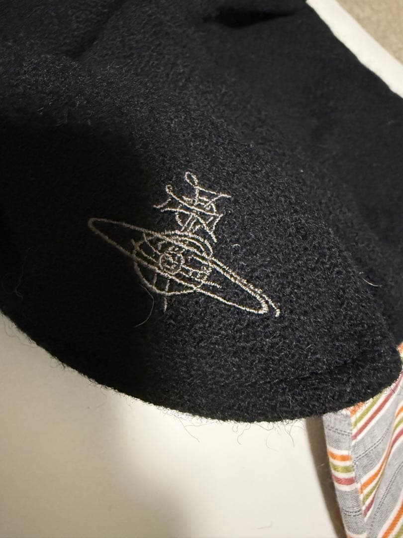 Vivienne Westwood 黒ベレー帽とストライプキャスケットセット