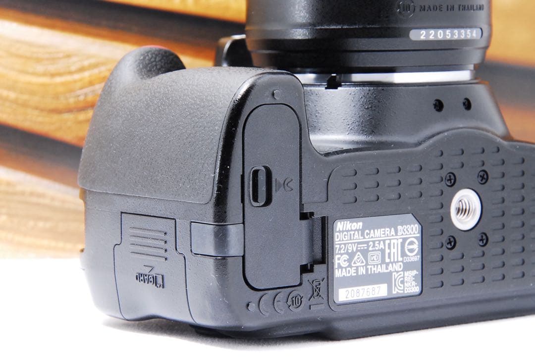 ニコン D3300 一眼レフカメラ スマホ転送 手ぶれ補正レンズ ガイドモード