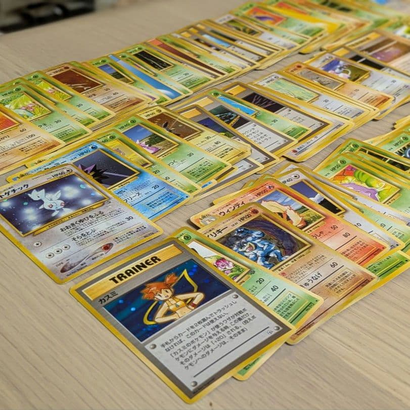 ち*ぴ様 ★旧裏ポケモンカード約220枚！レア＆キラもまとめ売り！大量