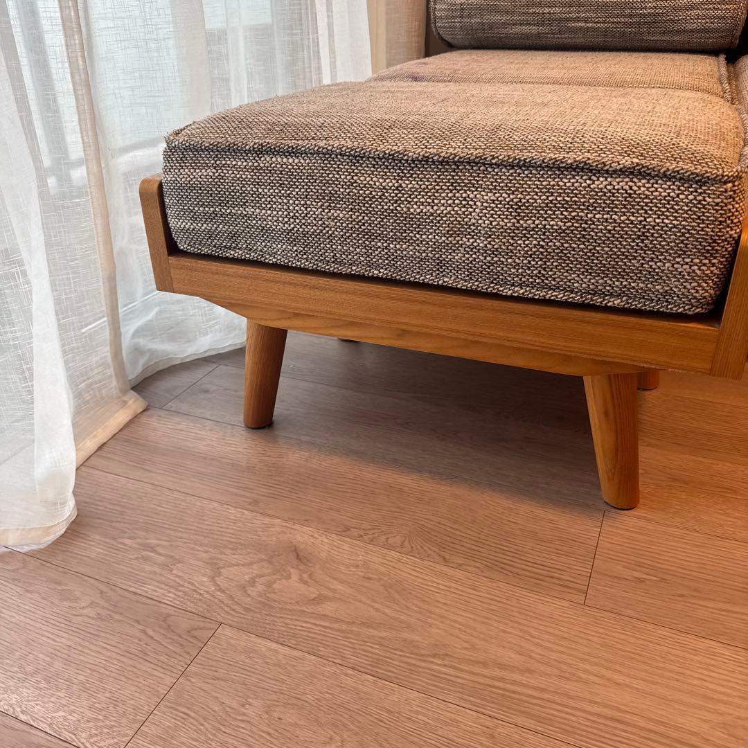 Y*A様 ※最終価格　1/5まで　UNICO ソファ　3人掛け（オットマン付）