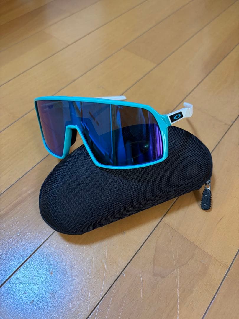 オークリー　スートロ　サングラス
