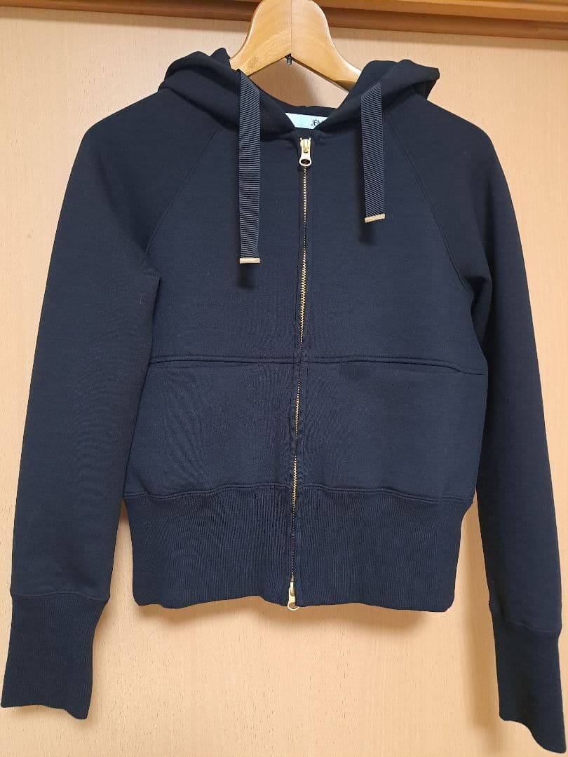 【JENNE】日本製美ラインパーカー(ブラック)