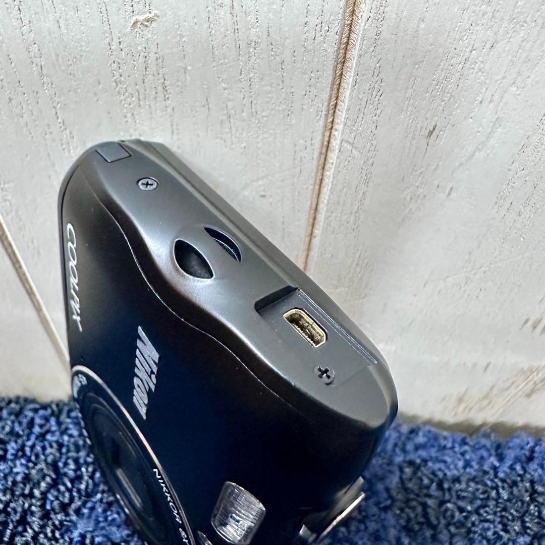 Nikon Coolpix A300 ニコン クールピクス デジタルカメラ