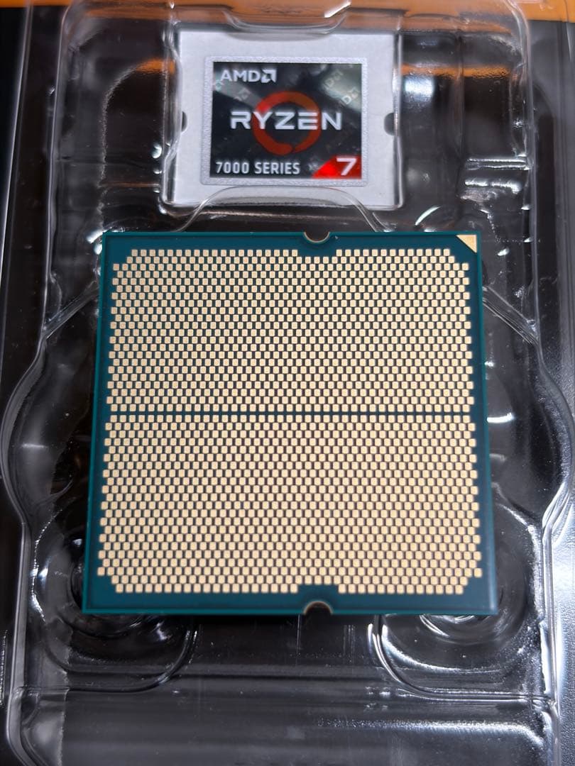 Ryzen 7 7700X プロセッサ