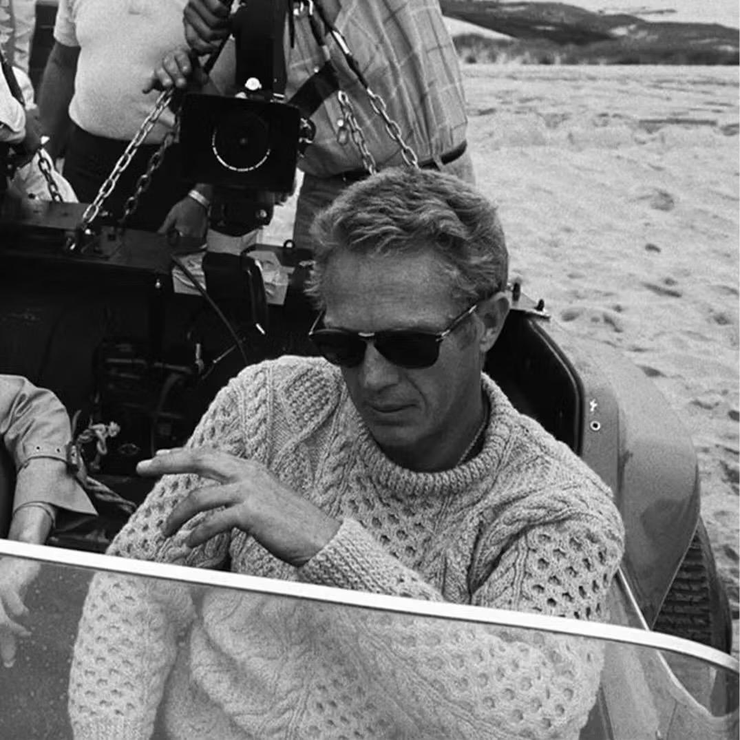 STRATHTAY by INVERALLAN マックイーンセーターMOAT別注