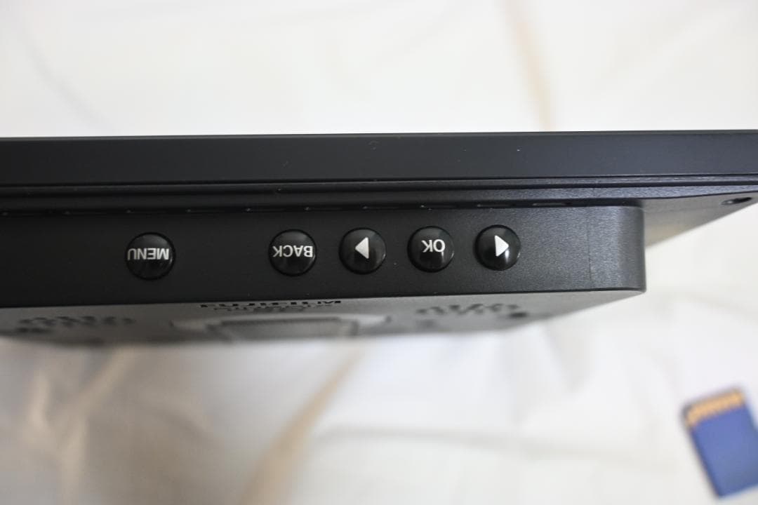 FINEPIX REAL 3D V3 デジタルフォトフレーム FUJIFILM