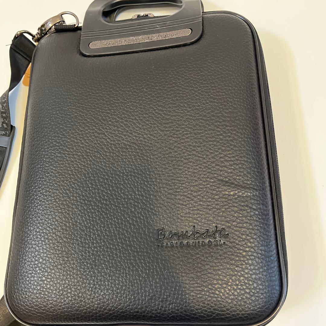 Bombata ブラックノートPCケース