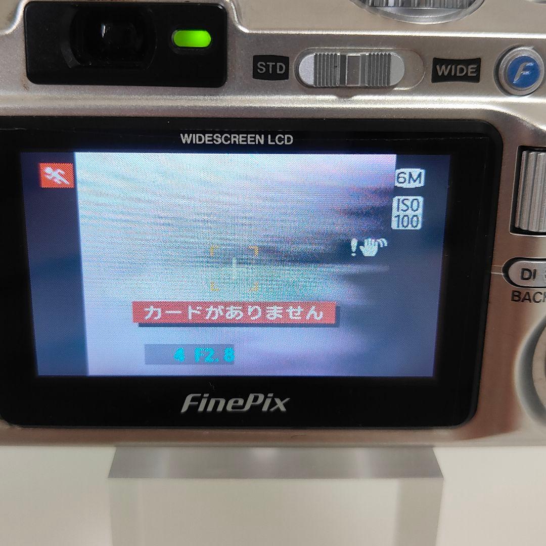 【特価】 FUJIFILM Finepix F810 通電 現状品