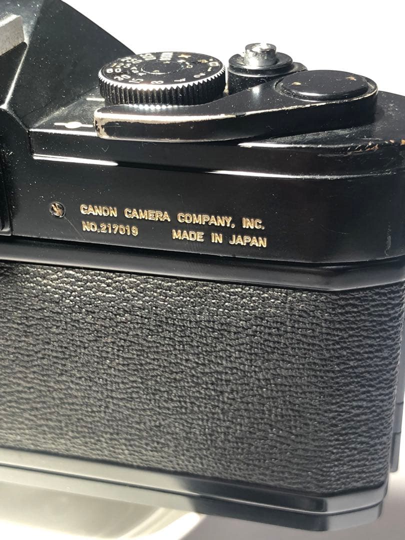 ② 希少な黒色のFX Canon FX black フィルムカメラ