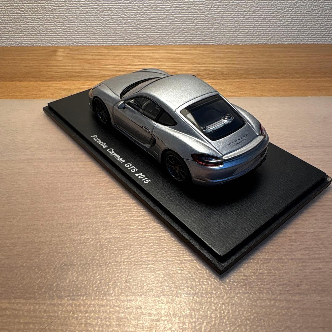 spark ポルシェ　ケイマン GTS 1/43 ミニカー シルバー