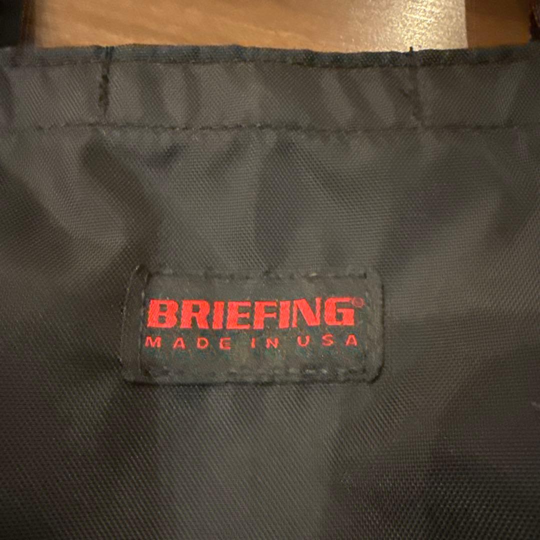 BRIEFING ブラック/スクエアトート BRA241T6 USA製