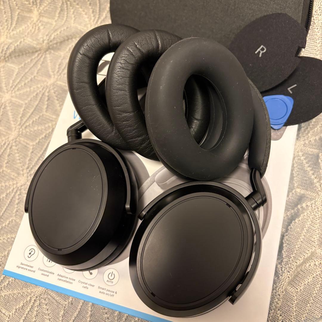 【美品】Sennheiser Momentum 4 + 予備イヤーパッド＆カバー