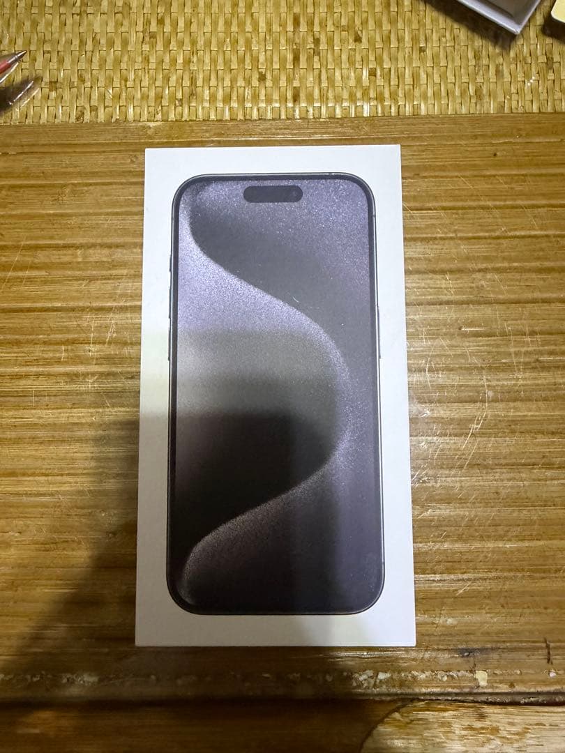 Apple iPhone 15Pro 本体 256GB SIMフリー