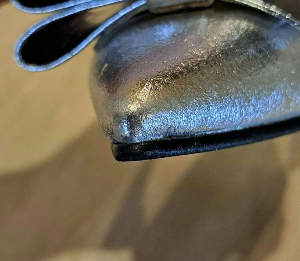 【人気完売】【美品】OHGA シルバー ポインテッドトゥ ミュール