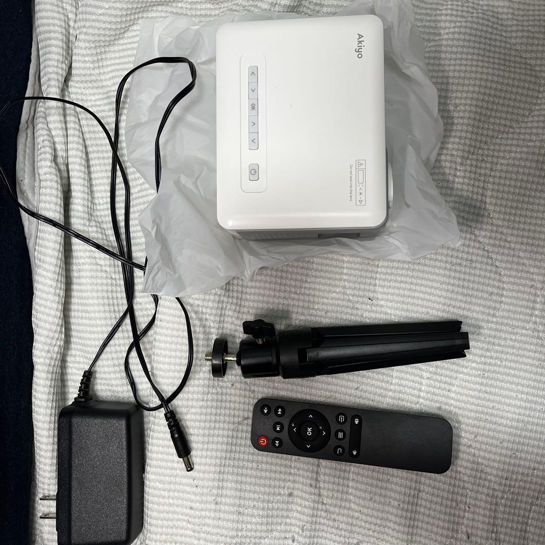 プロジェクター Akiyo MINI LED PROJECTOR