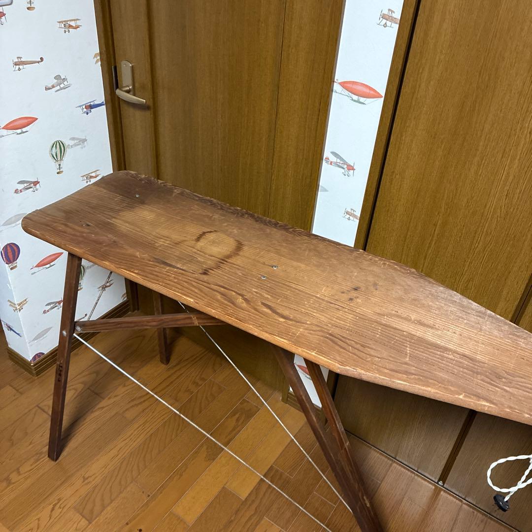 ヴィンテージ 折りたたみ　アイロン台 ウッド　木製　アンティーク 照明付　ライト