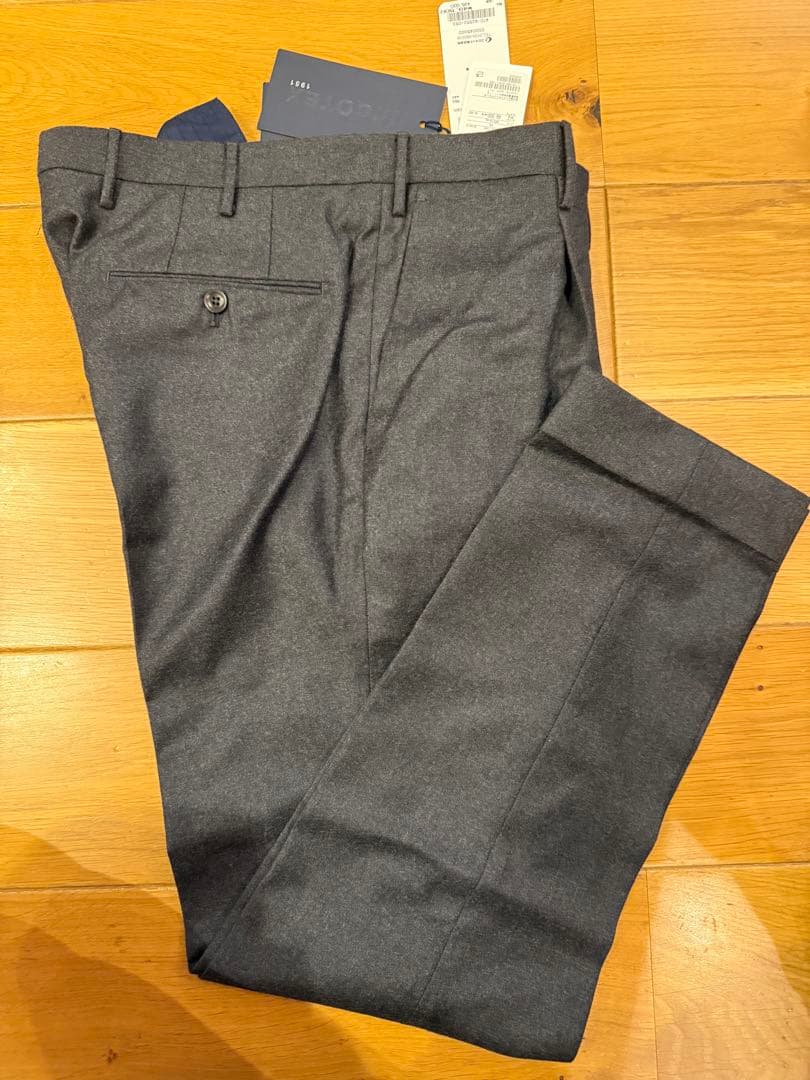 n*9様 INCOTEX ウールスラックス新品 48