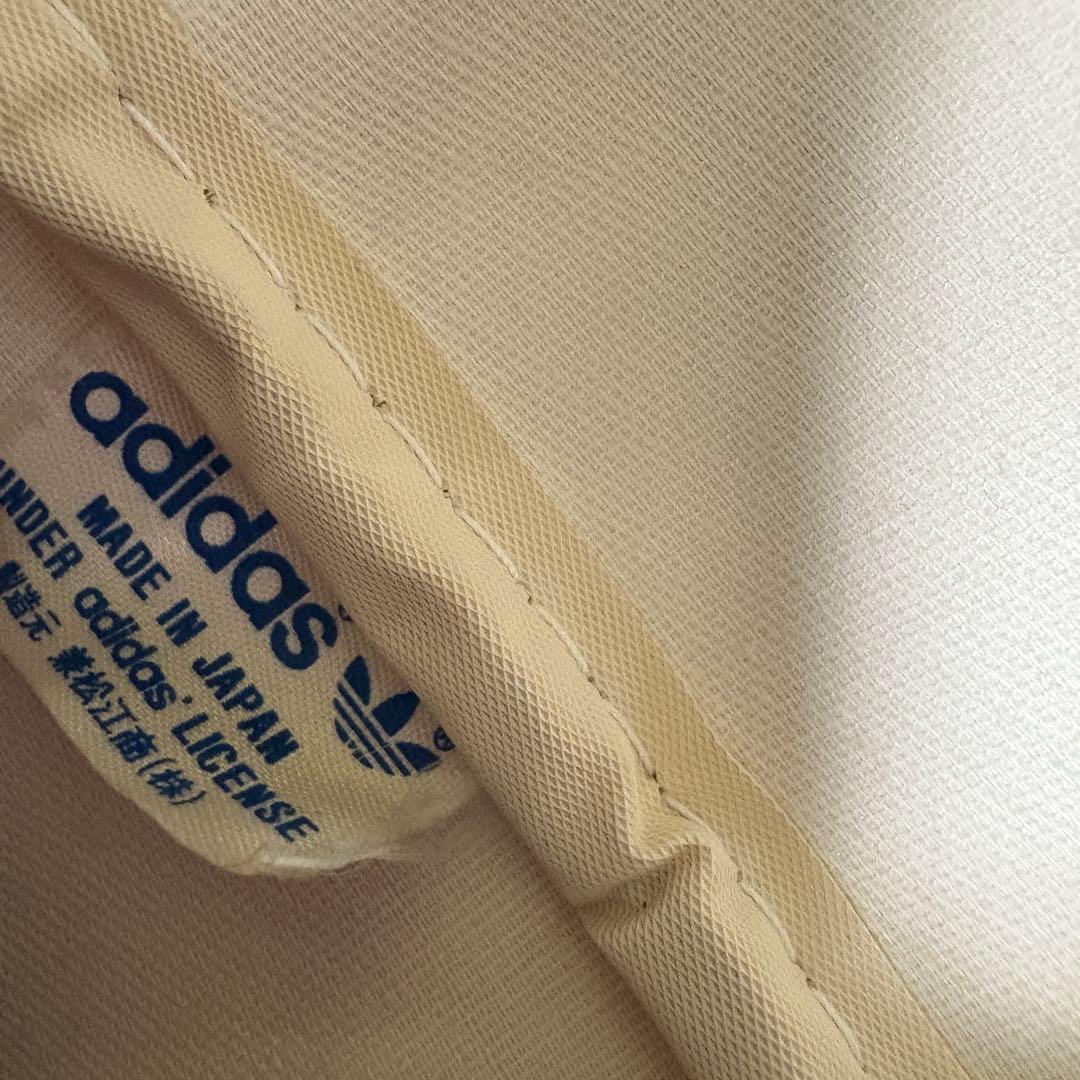 アディダス　adidas ボストンバッグ エナメル