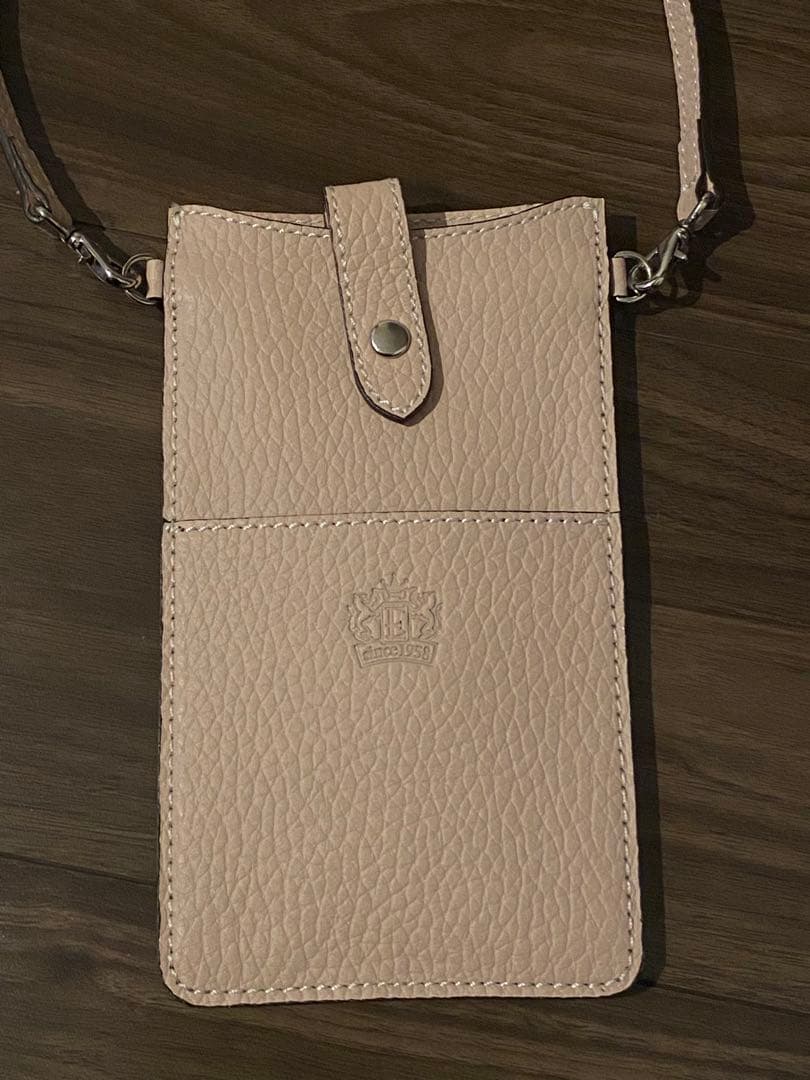 新品未使用品 スマホ　ストラップケース