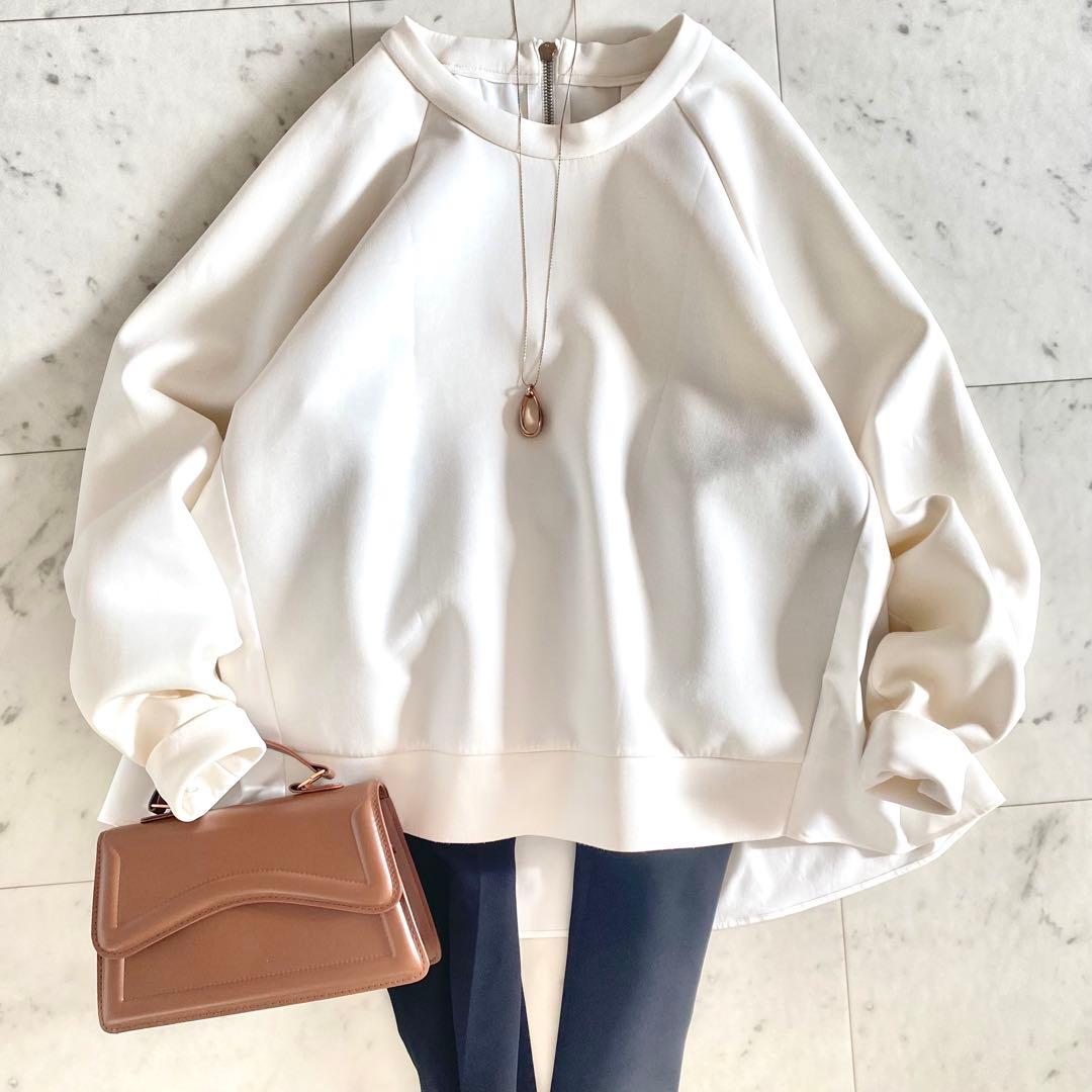 美品 アドーア ADORE 2023年モデル モノテックカットソー 秋冬春