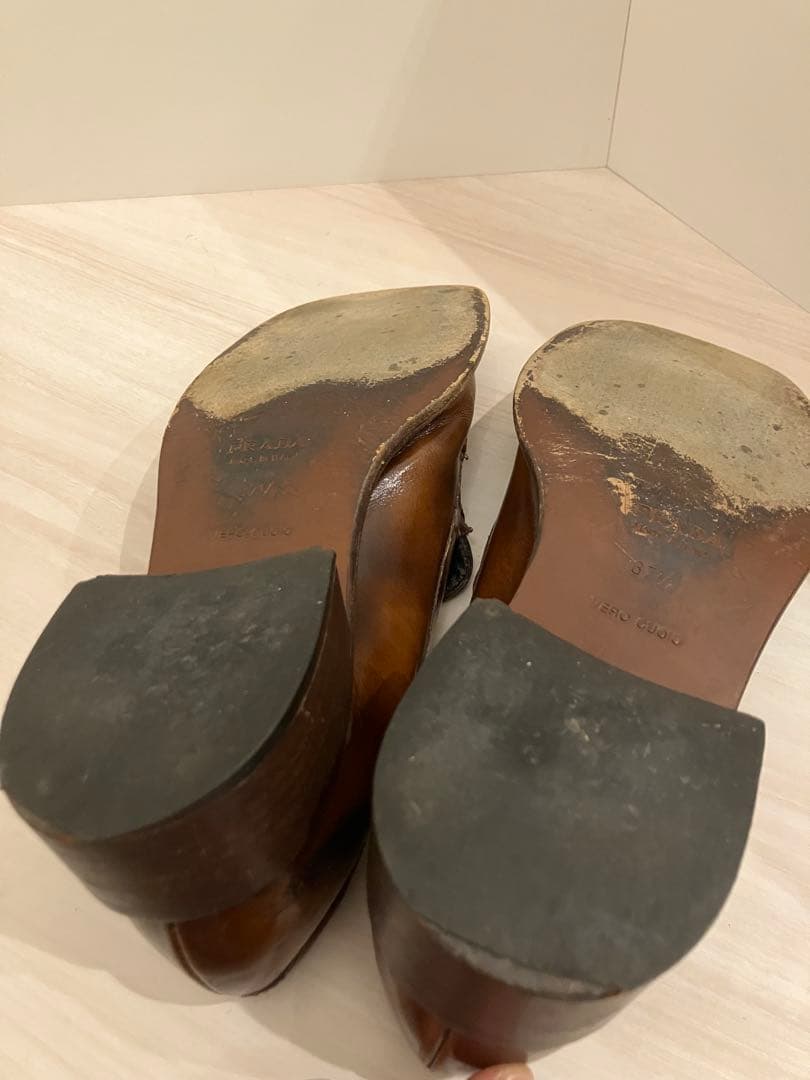 PRADA プラダ　ヴィンテージ　レザー　ヒールローファー　37 1/2