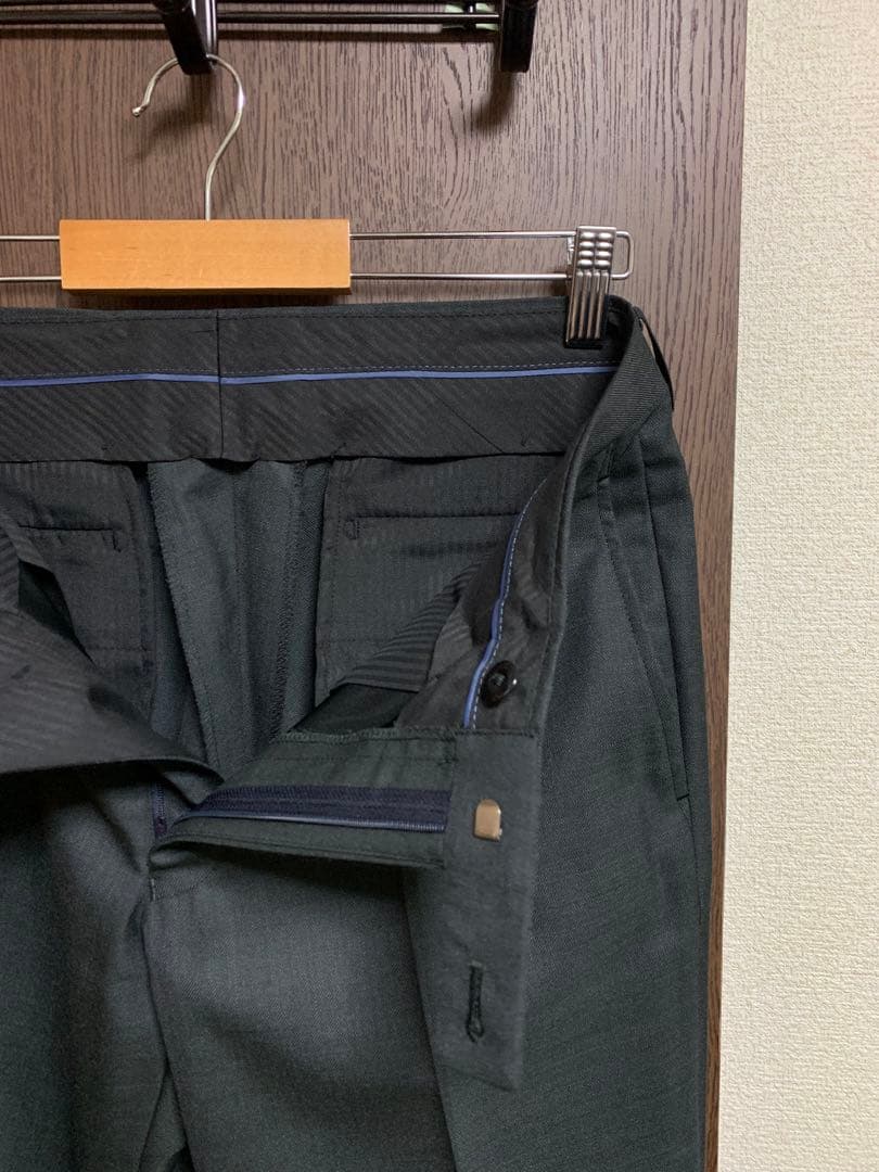 専用A5新品未使用！秋冬イタリアMARLANEウール100%3ピーススーツ！小訳