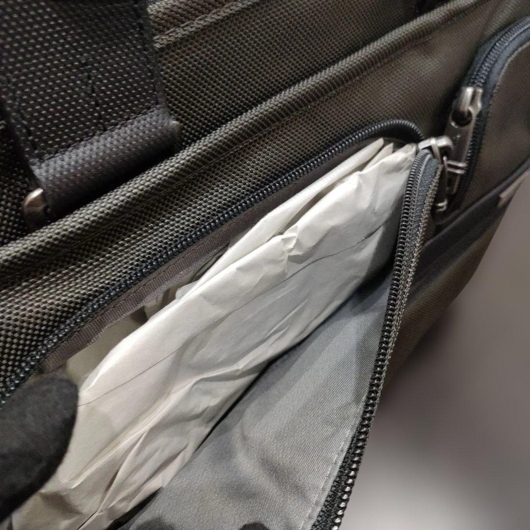 TUMIバック　026141WL2E　ほぼ未使用