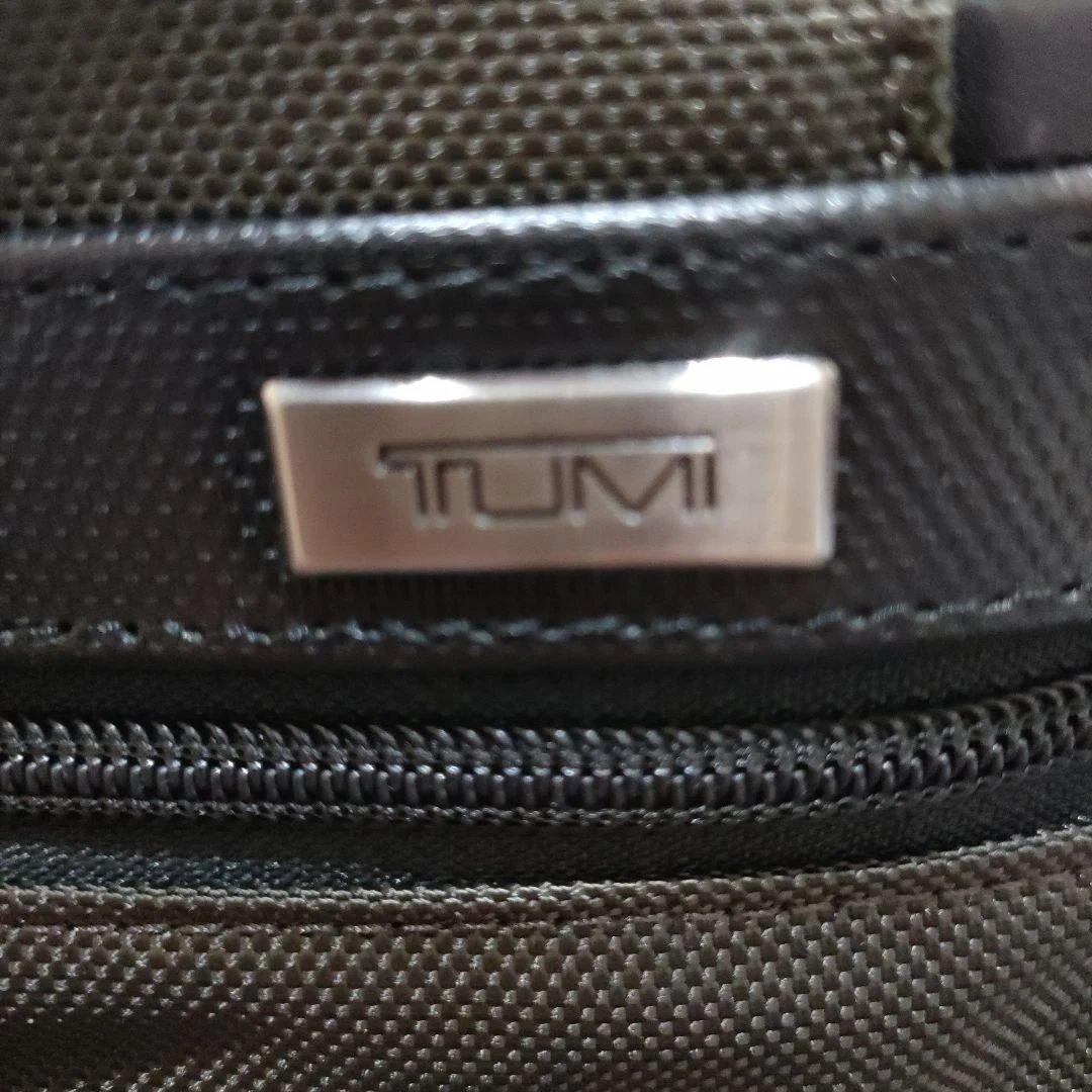 TUMIバック　026141WL2E　ほぼ未使用