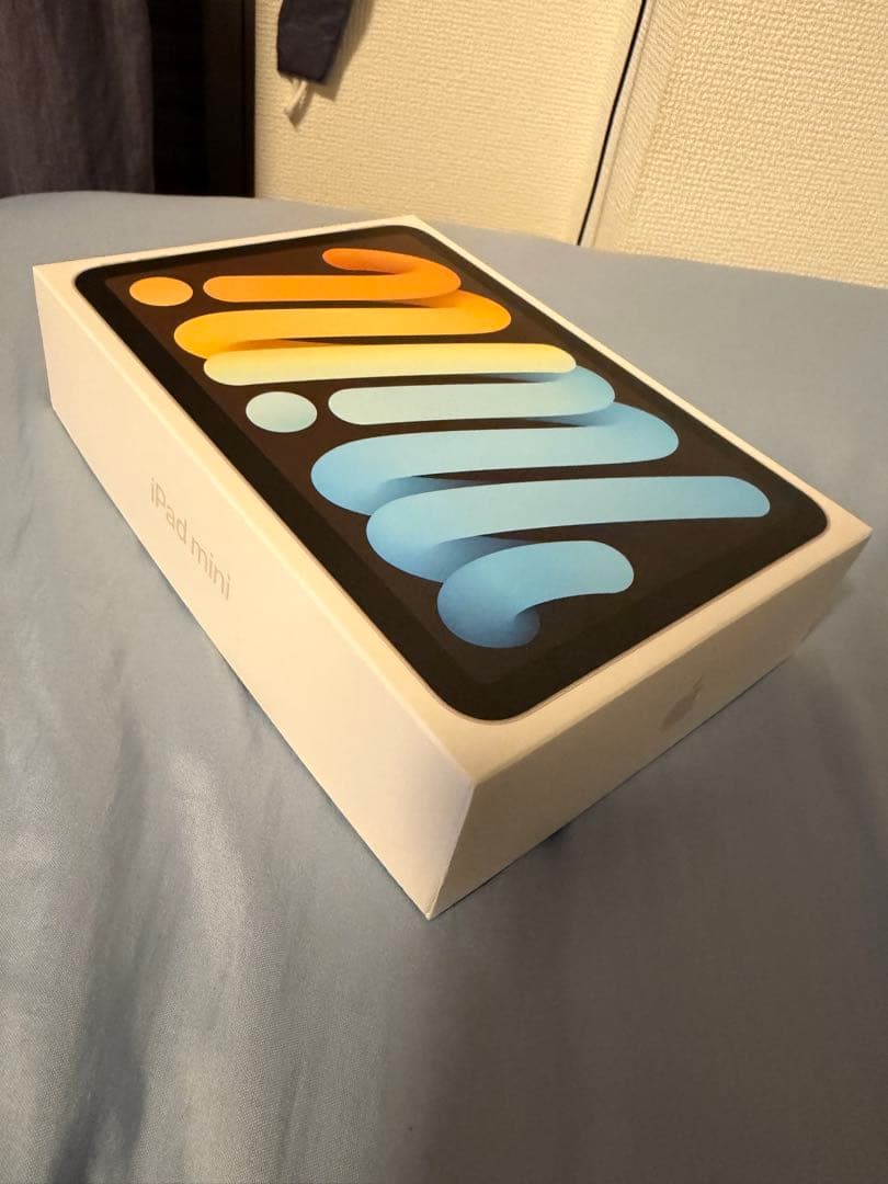 美品　iPad mini 第6世代 Wi-Fiモデル 256GB スターライト