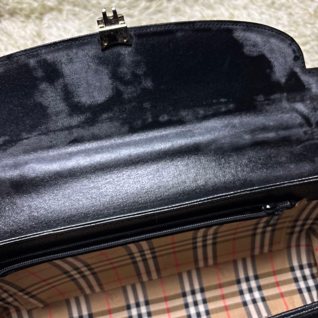 Burberrys フォーマル ハンドバッグ 筒形 ノバチェック 黒 ブラック