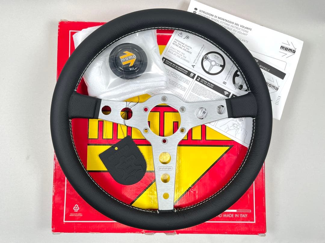 正規品新品 MOMO PROTOTIPO 350mm プロトタイプ P-2