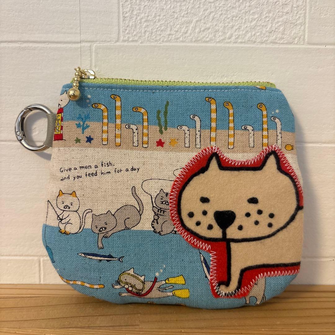 感謝価格　SALE 持ち手付きポーチ　猫柄　人気　ハンドメイド