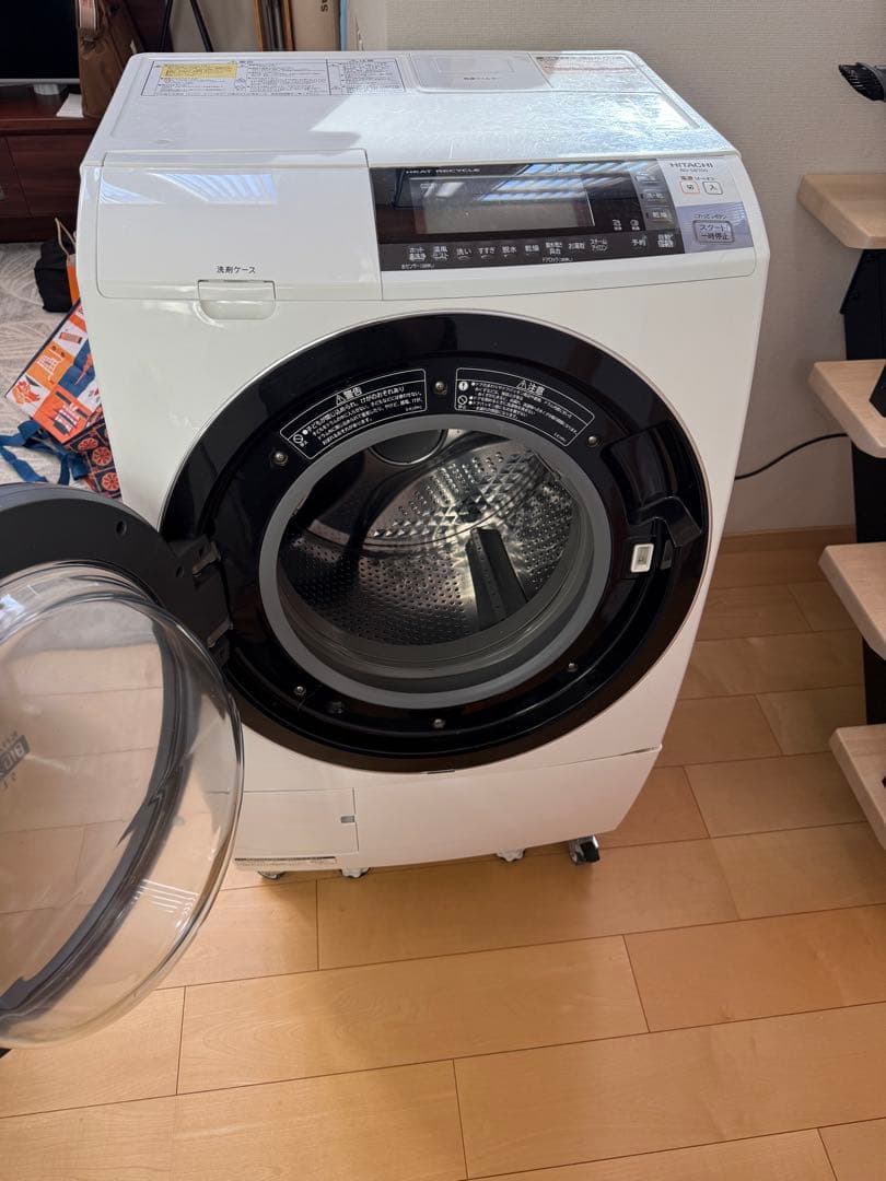 日立ドラム式洗濯機 本体 ホワイト