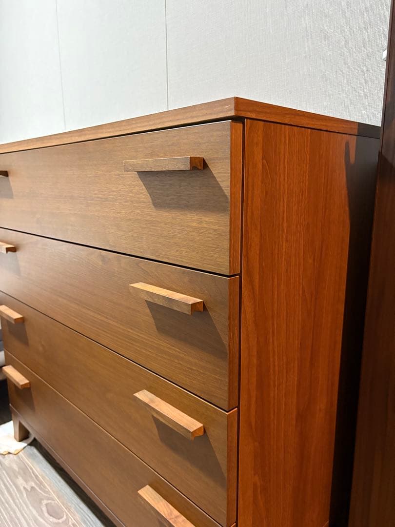 【REAL Style】ウォルナット4段チェスト　⭐︎出品5月末まで⭐︎