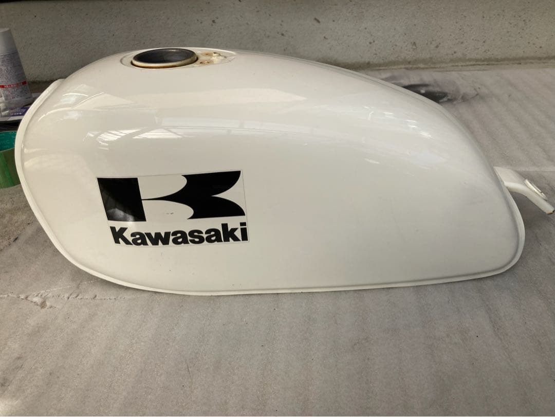 Kawasaki 250TR純正 ホワイトタンク
