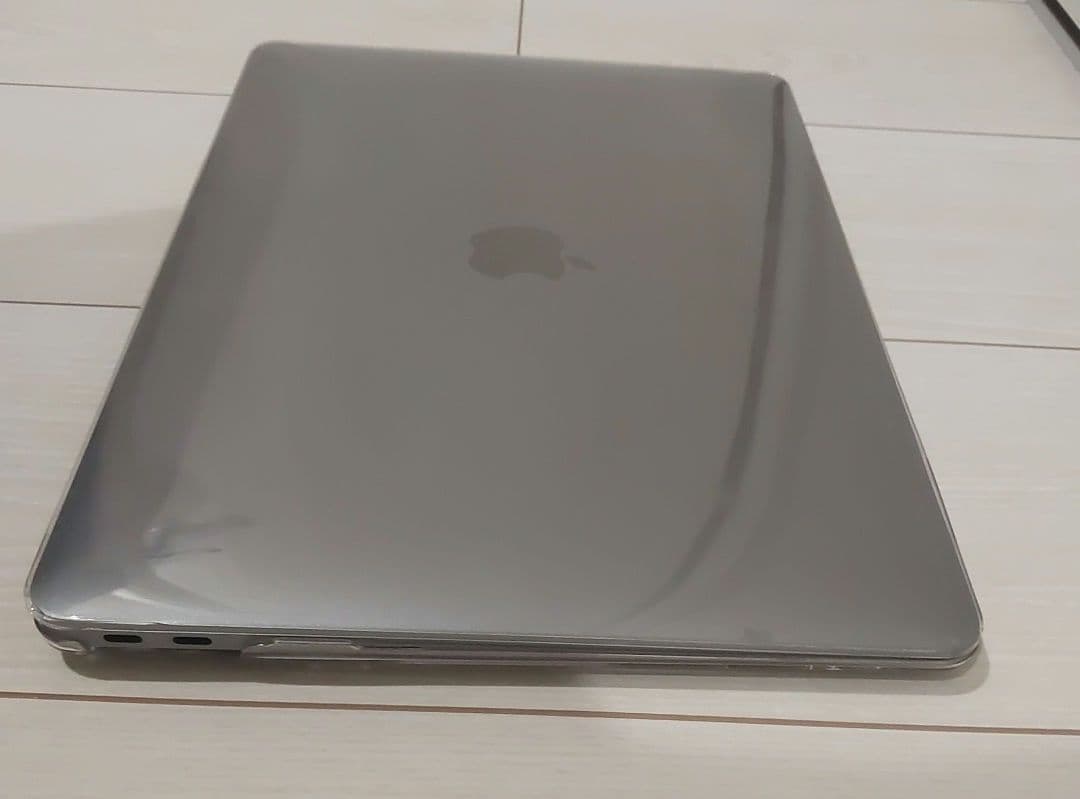 MacBook Air M1　メモリ8GB SSD 256GB スペースグレイ