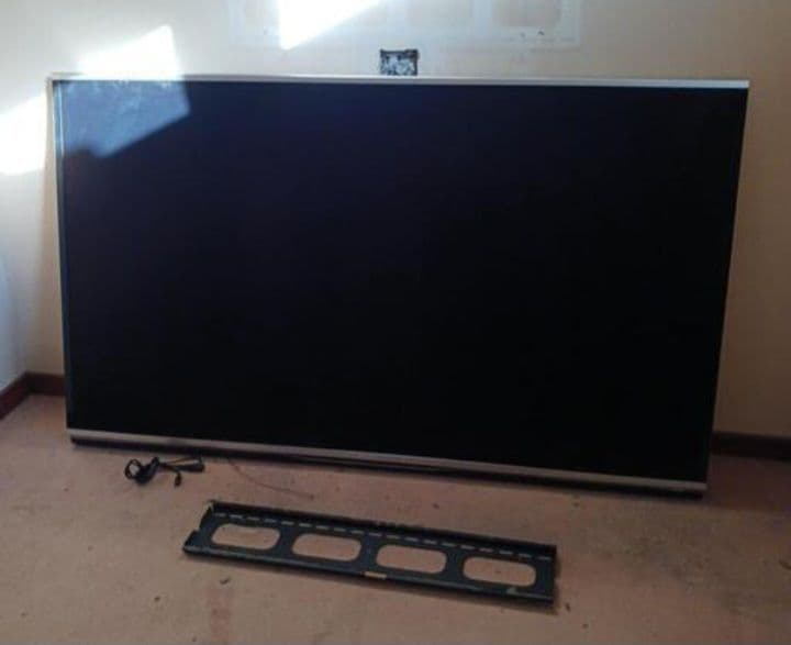 SHARP LC-80XL9 80インチ液晶テレビ