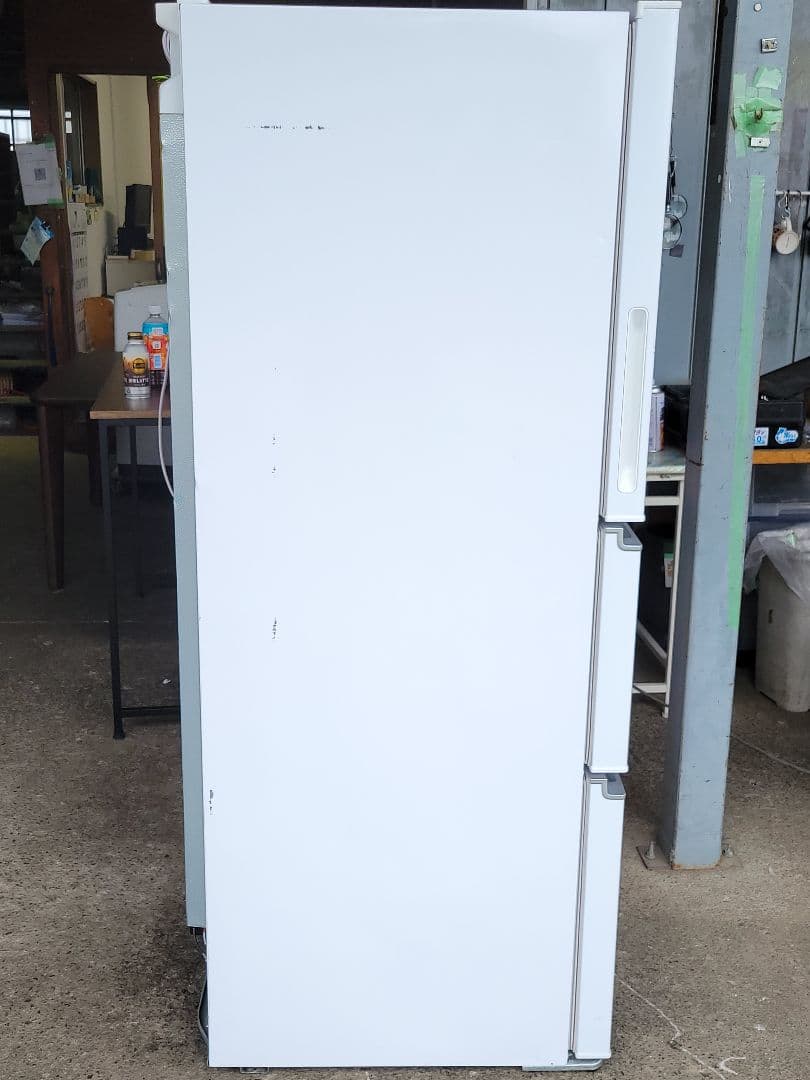 Hisense 3ドア冷凍冷蔵庫 282L HR-D2801W 2020年製