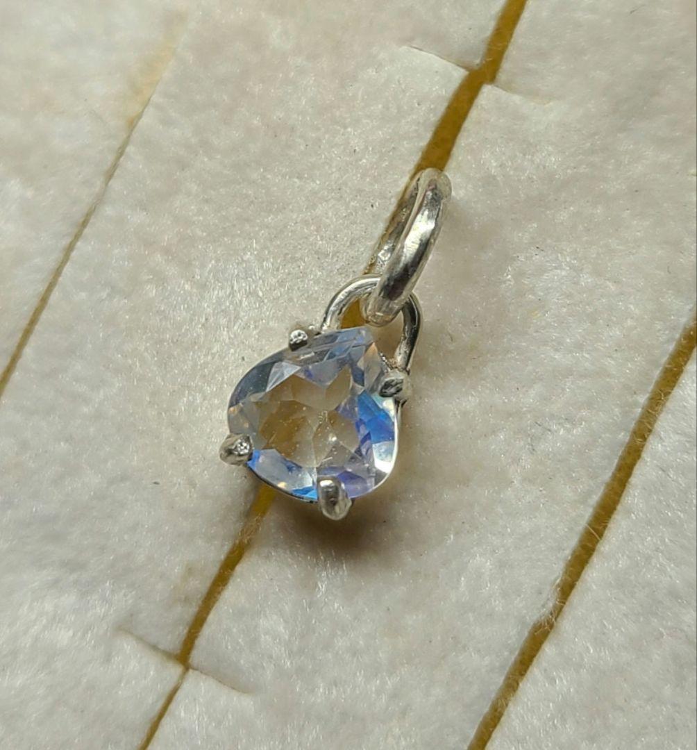 りり幻想的なオーロラシラー★アンデシンラブラドライト★