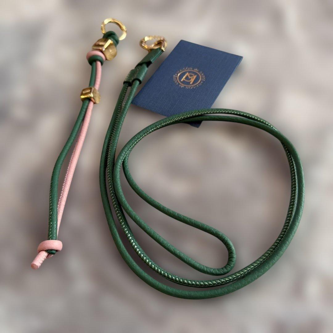 【新品】MAISON de SABRÉ グリーン iPhone17ケース