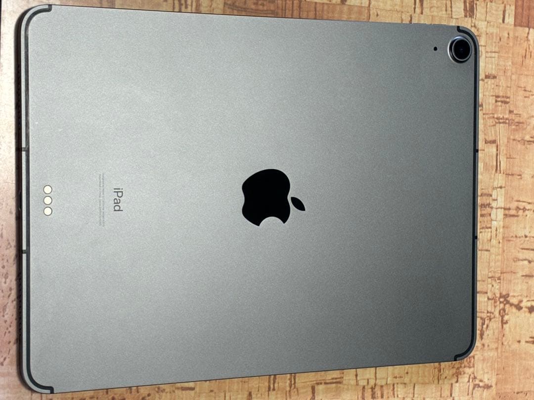 iPad Air第4世代　Wi-Fi+Cellularモデル