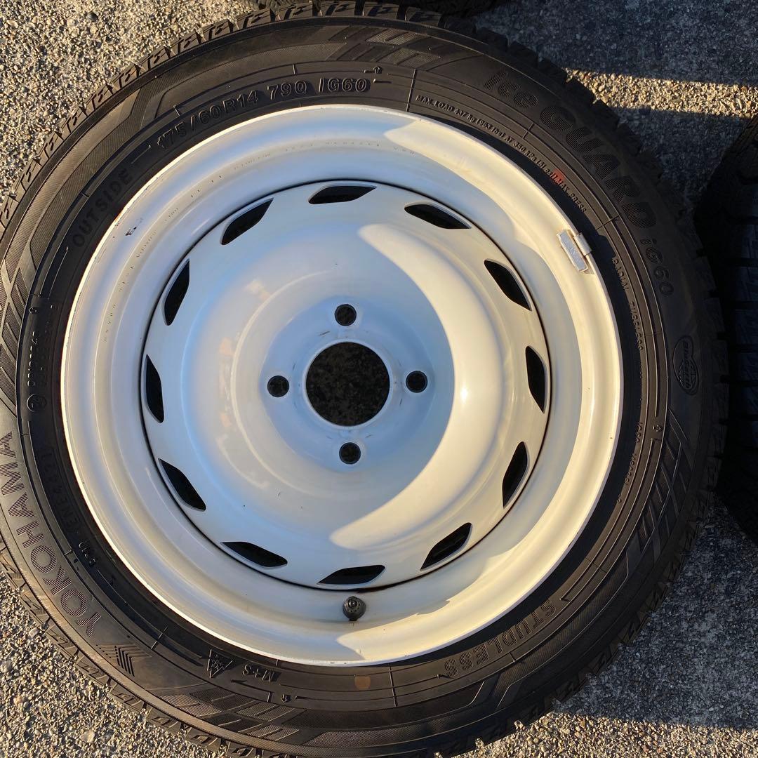 中古バリ溝ヨコハマ175/60R14スタッドレスセット　プジョー106 ボルト付