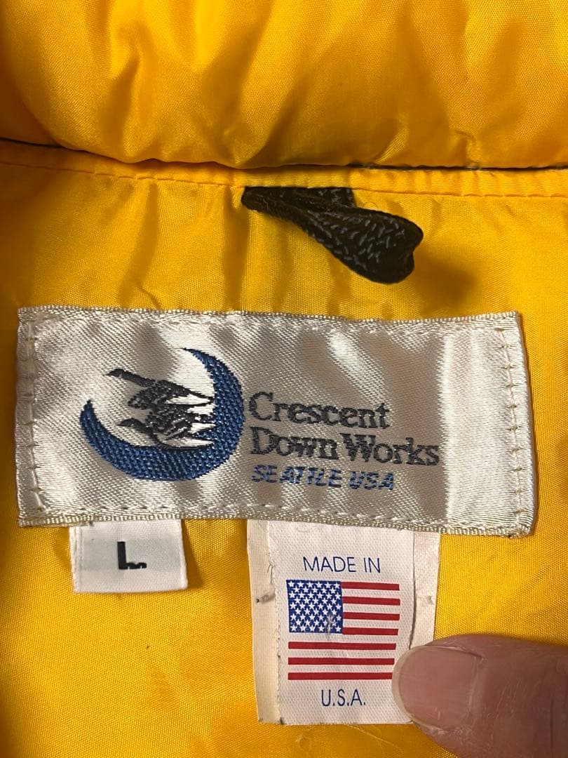 Crescent Down Works ダウンベストL ネイビー×イエロー