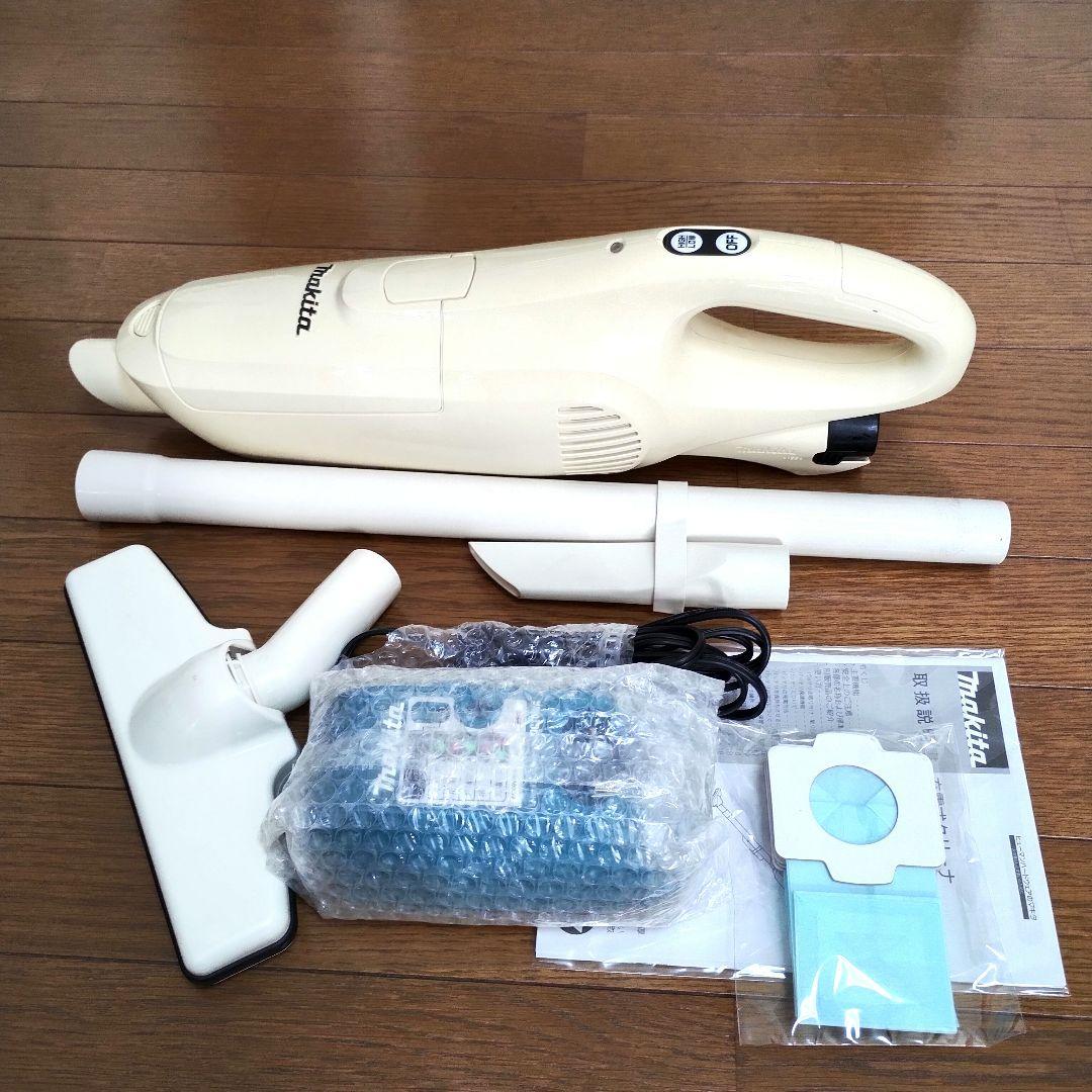 マキタ充電式クリーナーCL102D